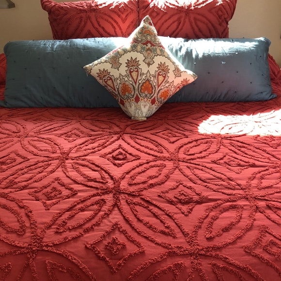 Pottery Barn Bedding King Size Pottery Barn Brick Red Chenille